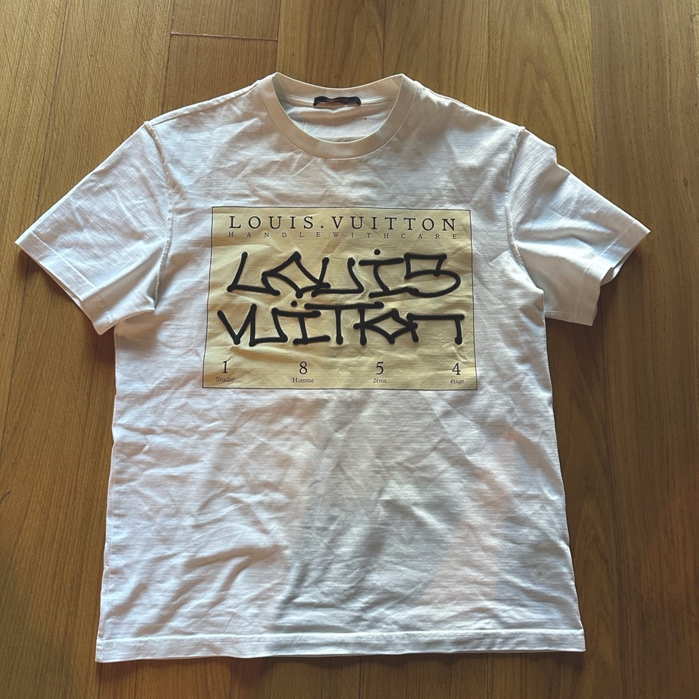 Louis Vuitton handle with care T-shirt